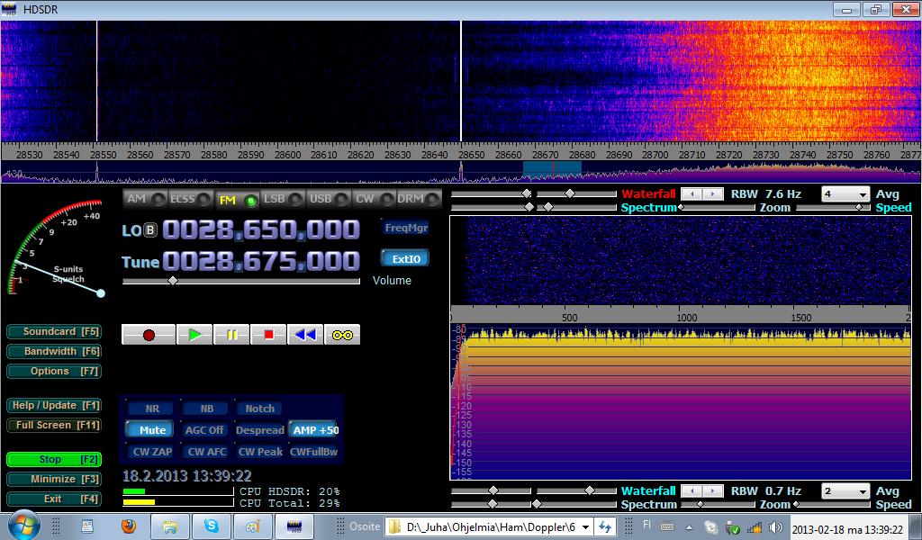 2013-02-18-18 - 28.675 MHz -  10 m bandilla laajakaistaiset jaksottaiset häiriöt - Jns keskustan SPR-talo - Ant Diamond 2x58 vertikaali (c) OH7HJ.JPG