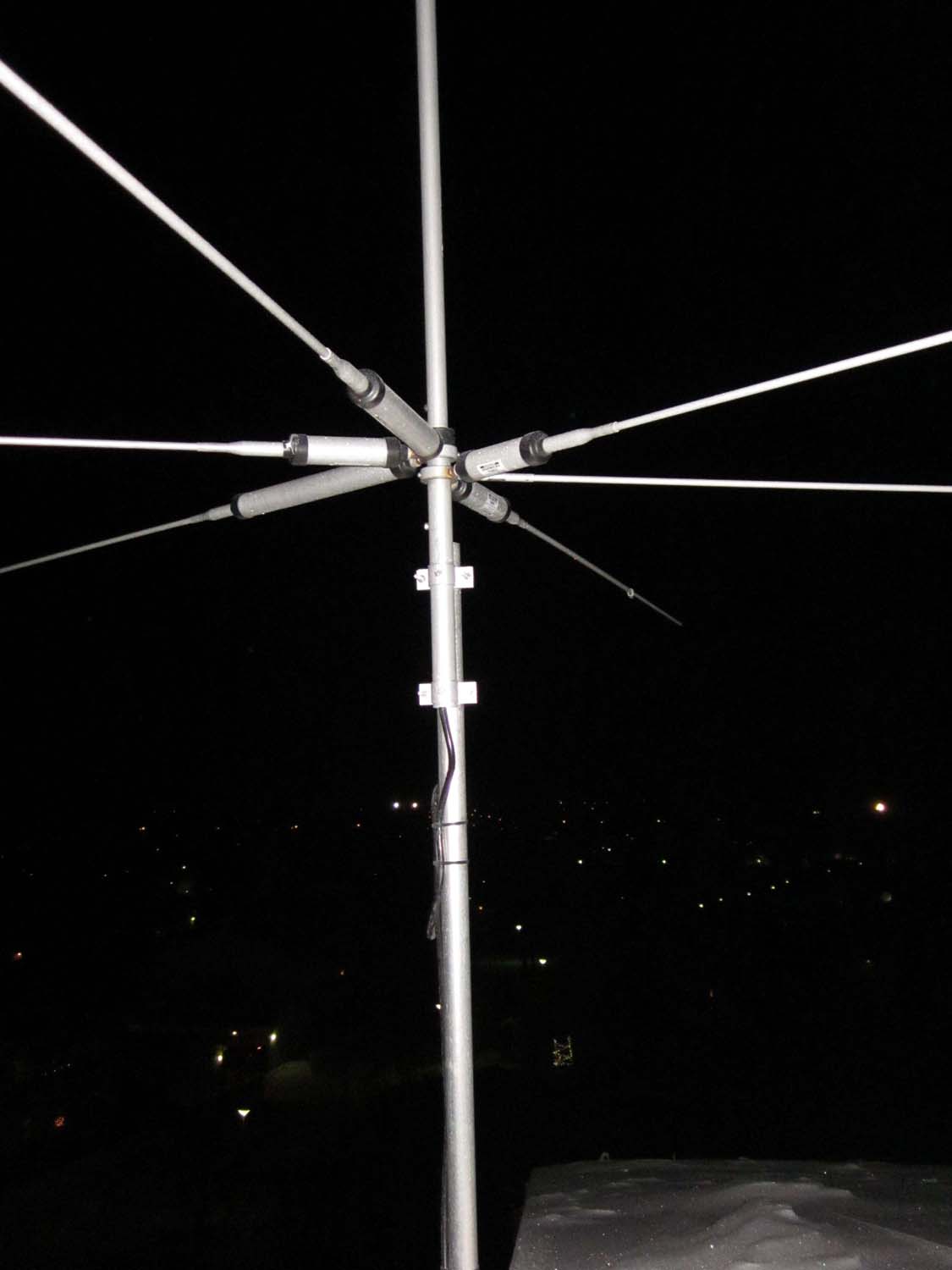 111___12-0423 Antennin kiinnitys kuva (c) OH7HJ.JPG