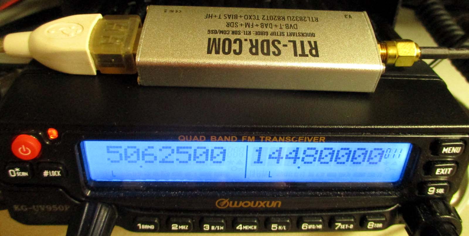 RTL-SDR connected to listen to IF of Wouxun KGUV950PL71 transceiver (c) OH7HJ.JPG